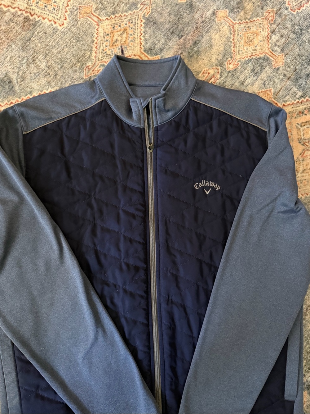 Callaway Quilted Front Lightweight Jacket in Navy and Gray